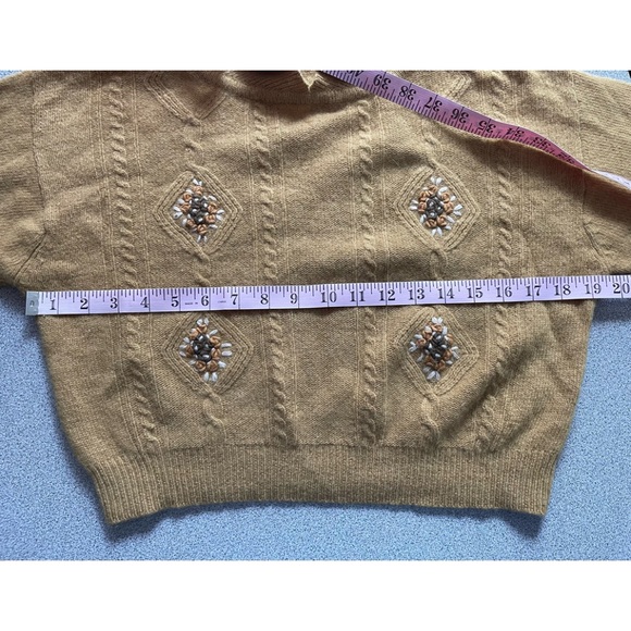 Vintage Lady Cina Mustard Cropped Sweater - Picture 12 of 14